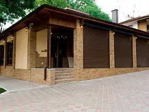 Пример оформления интерьера камнем Казбек фото 21